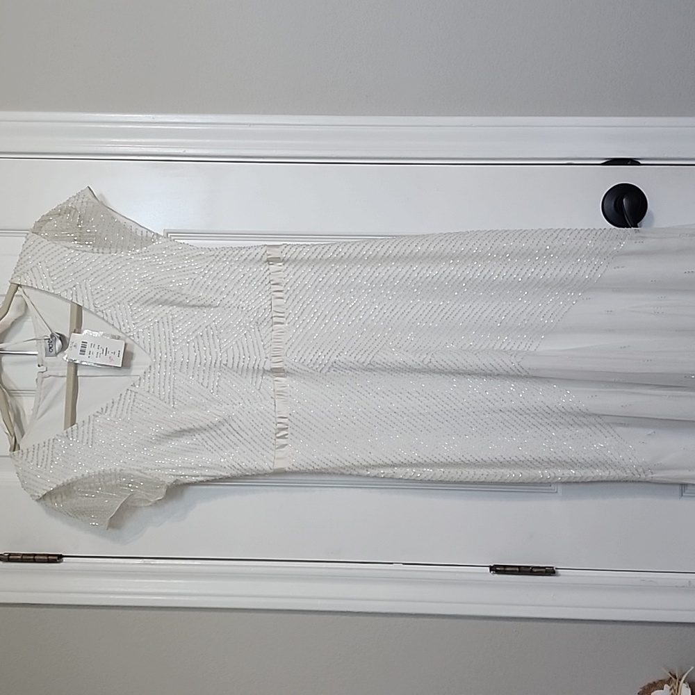 NWT CACHE White Ivory Beaded V Neck Cap Sleeve Wedding Formal Dress Size 8